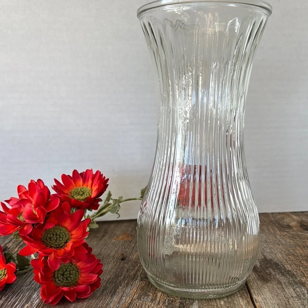 Vintage HOOSIER Clear Glass Vase 10
